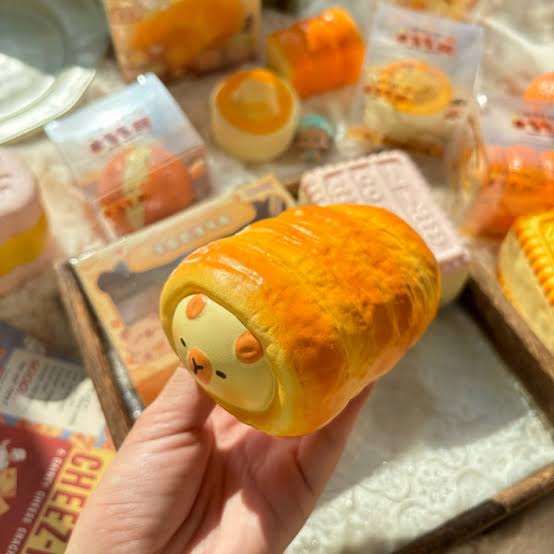 Capybara Bakery Slow Rising Squishy