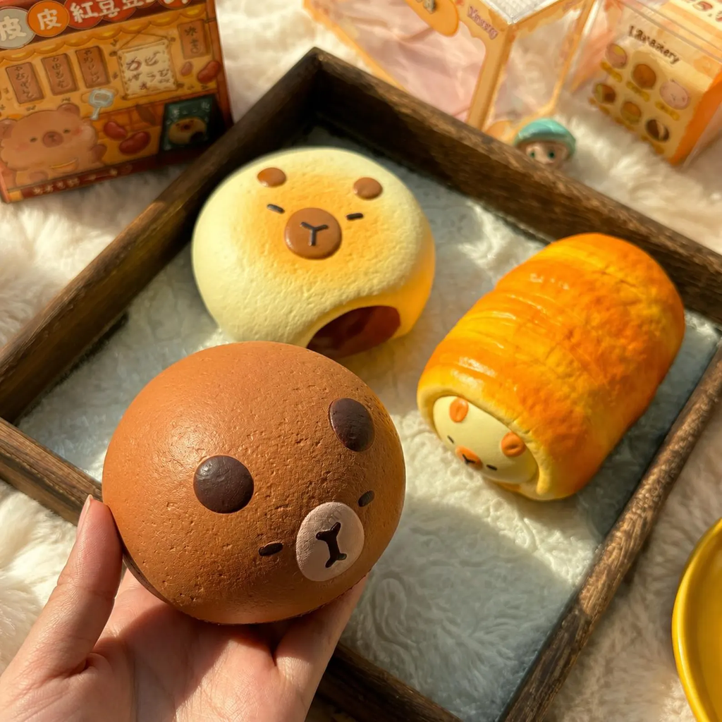 Capybara Bakery Slow Rising Squishy